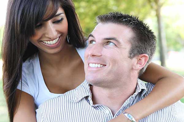 Is It Easy For White Men Fall in Love With Black Women on the First Date